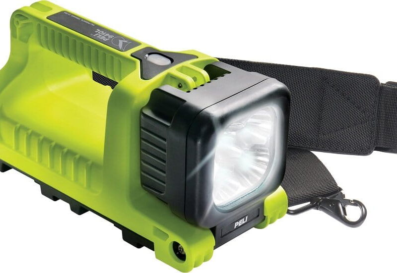 Latarka szperacz PELI™ 9410